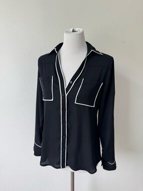 Express Classic Black Contrast-Trim Women’s Black Blouse